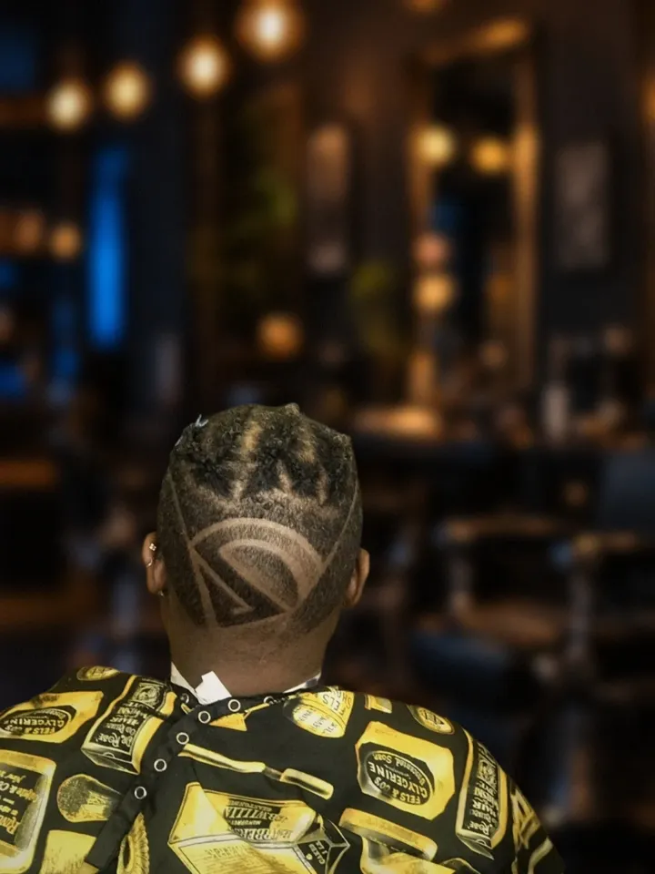 Freestyle razor design